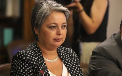 Jeannette Jara niega que Presidente le haya dado permiso para ir a casa de Zalaquett.