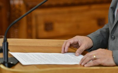 Renuncia director de la Corporación Administrativa del PJUD tras escándalo de los Lexus.