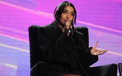 María Becerra está programada para presentarse en el Festival de Viña 2024 este viernes, y durante la conferencia previa al evento, abordó temas relevantes sobre la situación en Argentina y su opinión sobre el Presidente Javier Milei.
