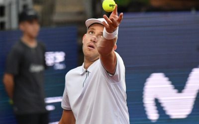 Jarry visiblemente molesto luego de demoras de Norrie para sacar. (Foto: Agencia Uno)