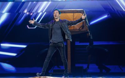 La noche de clausura del Festival de Viña del Mar 2024 se inauguró con el impresionante espectáculo de magia del ilusionista chileno Jean Paul Olhaberry, dejando al público de la Quinta Vergara completamente maravillado.