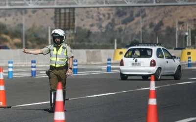 mujer carabineros