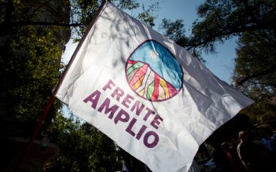 Alrededor de cinco listas competirán por la integración del Comité Central del Frente Amplio, partido surgido de la fusión entre Convergencia Social y Revolución Democrática.