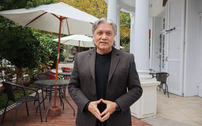Este sábado, el Servicio Electoral aprobó la candidatura independiente del exsenador Alejandro Navarro para la gobernación de la Región del Biobío, postulándose bajo el cupo de la Federación Regionalista Verde Social.
