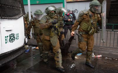 INDH se querella contra Carabineros por violencia excesiva a estudiantes del Liceo 1 - Agencia UNO