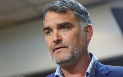 Renuncia de Javier Macaya: Sucumbiendo a la presión