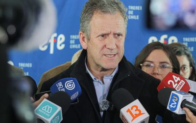 Ministro Muñoz por huelga de hambre en Puerto Coronel: "La empresa debe mostrar flexibilidad"