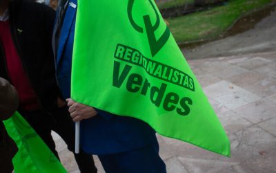 La presidenta de la Federación Regionalista Verde Social (FRVS), Flavia Torrealba, comentó las declaraciones del Presidente Gabriel Boric sobre el caso Audio y la formalización del abogado Luis Hermosilla, acusado de soborno reiterado, lavado de activos y delitos tributarios, y actualmente en prisión preventiva.