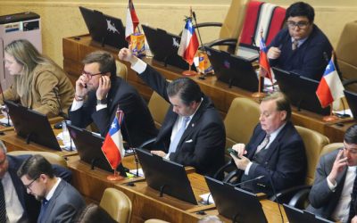 Los diputados de la Bancada de los Republicanos han enviado una solicitud al Ministerio de Salud para modificar la composición del comité de expertos encargado de revisar el documento sobre el tratamiento hormonal para niños trans, procedimiento que ha sido suspendido por la Autoridad Sanitaria.