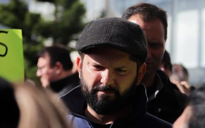Gabriel Boric protagoniza tenso diálogo con vecinas en Punta Arenas