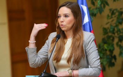 Este miércoles, la diputada Camila Flores (RN) se refirió en una entrevista con Desde la Redacción de La Tercera al requerimiento que su colega Carmen Hertz (PC) presentó ante la Comisión de Ética en su contra, debido a su visita al excapitán condenado por causar la ceguera de la senadora Fabiola Campillai (Ind).