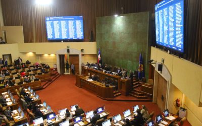 El miércoles por la mañana se produjo una intensa discusión en la Sala de la Cámara de Diputados sobre la solicitud del comité de Evópoli para rendir un minuto de silencio por las víctimas en Venezuela tras las elecciones del domingo.