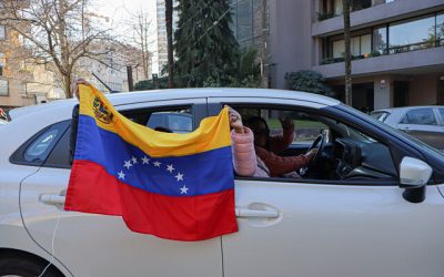 La líder opositora venezolana María Corina Machado expresó su rechazo a la idea de convocar nuevas elecciones y ofreció las actas electorales en poder de la oposición en una entrevista publicada este domingo en el diario español El País.
