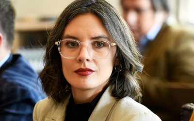 La ministra vocera de gobierno, Camila Vallejo (PC), se refirió al segundo aniversario del triunfo de la opción que descartó la idea de reemplazar la Constitución vigente en 2022.