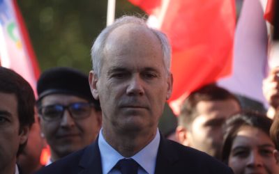 Fotografía de senador Galilea