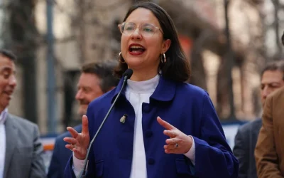 Hassler chats Cariola