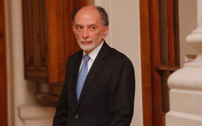 Se reduce quórum en acusación constitucional a Muñoz