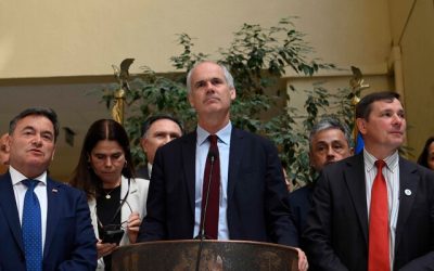 Fotografía de bancada de parlamentario de RN