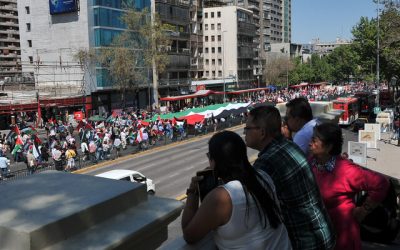 Marcha por la Alameda a un año de la guerra en Gaza