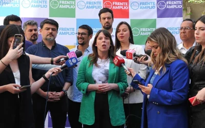 Frente Amplio hace llamado al Senado