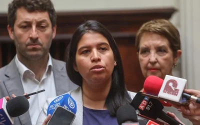 La secretaria general de RN, Andrea Balladares (c). FOTO: Sebastián Beltrán / Agencia UNO