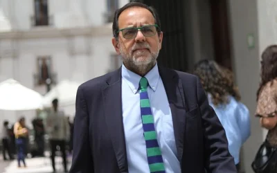 Mulet precandidato presidencial