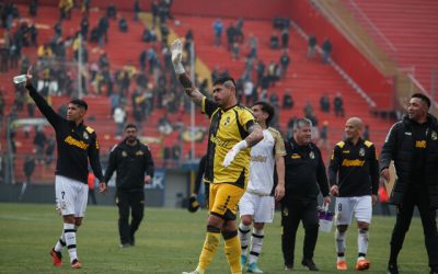 Limache celebra su histórica victoria ante el líder Coquimbo Unido, por la fecha 18 del Campeonato Nacional. (Foto: Agencia Uno)