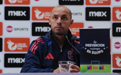 Marcelo Díaz recibió tres fechas de castigo post superclásico. (Foto: Agencia Uno)