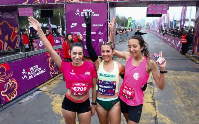 Primera edición del Medio Maratón de Santiago exclusivo para mujeres. (Foto: Agencia UNO)