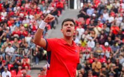 Tomás Barrios celebra su victoria en el debut del Challenger de Montevideo. (Imagen referencial: Agencia Uno)