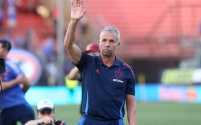 Gustavo Álvarez, entrenador de Universidad de Chile. (Foto: AGENCIA UNO)