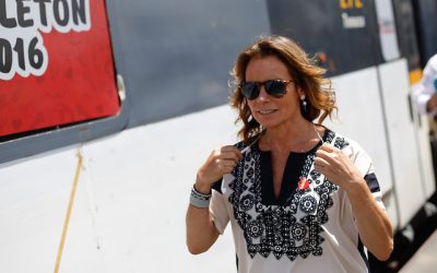 Katherine Salosny, conocida exanimadora de televisión, anunció el sábado su retiro de la candidatura a la alcaldía de Algarrobo, en la Región de Valparaíso, debido a razones estrictamente personales.