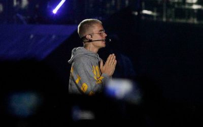 El cantante Justin Bieber le dio la bienvenida a su primer hijo