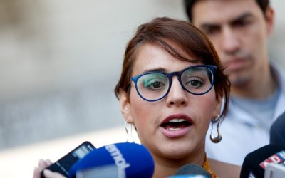 Defensa de Karina Oliva: esclarecerán "confusiones".
