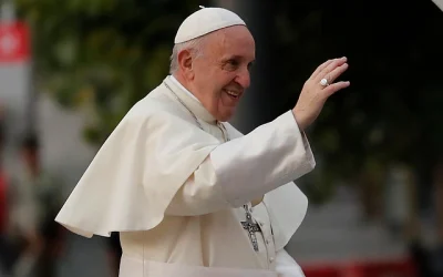 Papa Francisco estable