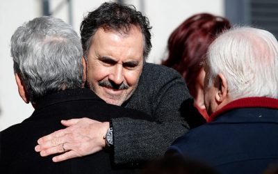 El actor Willy Semler salió en apoyo de Cristián Campos