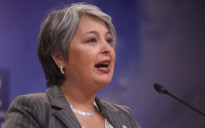 El Gobierno ha afirmado su compromiso con la búsqueda de la verdad en el caso del conscripto Franco Vargas, de 19 años, quien falleció durante una marcha en Putre. Otros 45 compañeros también sufrieron problemas respiratorios y gastrointestinales durante el evento.