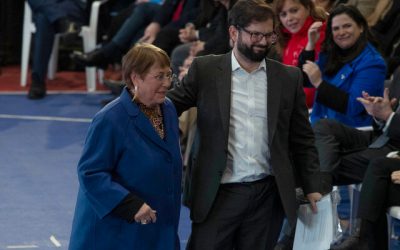 Este domingo, diversas figuras políticas han respondido a las declaraciones de José Antonio Kast, quien atacó al Presidente Gabriel Boric al llamarlo "travesti político".