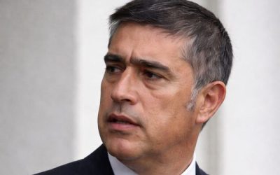 Imagen referencial del Alcalde Mario Desbordes creada con herramientas digitales