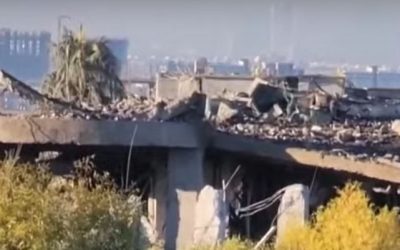 Este sábado, fuerzas militares de Estados Unidos y Reino Unido llevaron a cabo ataques contra 18 objetivos hutíes en Yemen, en respuesta a semanas de ofensivas repetidas por parte de estos rebeldes proiraníes contra la navegación en el mar Rojo, según un comunicado conjunto.