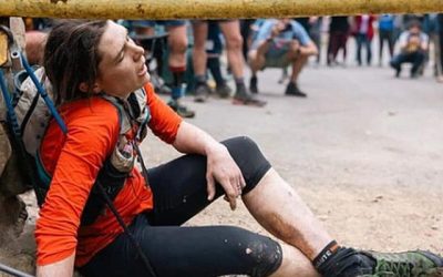 Esta semana, Jasmin Paris, una corredora británica, hizo historia al convertirse en la primera mujer en finalizar uno de los ultramaratones más exigentes del mundo.