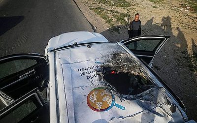 El informe preliminar del Ejército israelí divulgado este miércoles concluye que el ataque contra el convoy humanitario de World Central Kitchen (WCK), en el cual fallecieron 7 de sus empleados, no tuvo la "intención de dañar a los trabajadores humanitarios" y se debió a una "identificación errónea".