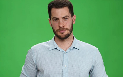 El presentador de noticias Leandro Lutzky anunció su renuncia a Telesur el viernes 9 de agosto mediante un video en su cuenta de X.
