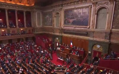 Francia se convierte en el primer país en constitucionalizar el aborto