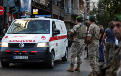 El número de víctimas mortales a causa de la explosión de beepers en Líbano subió a las 12 de este miércoles, incluyendo a dos niños. Cerca de 2.700 personas resultaron heridas y están siendo atendidas en hospitales y clínicas a lo largo del país.