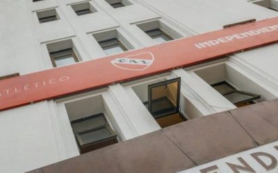 Disturbios obligaron a suspender el partido entre Independiente y la U.