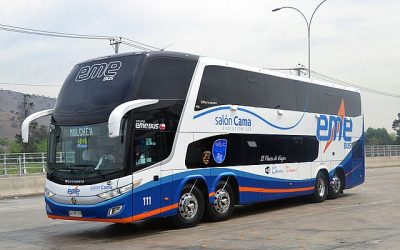 Eme Bus, la compañía de transporte que opera en la región del Biobío, ha presentado su innovadora iniciativa titulada "Viajemos Juntas", diseñada exclusivamente para mujeres y niños menores de edad.