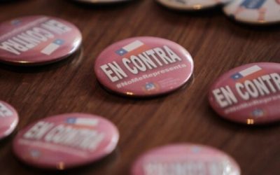 En Contra