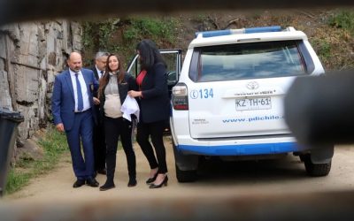Algarrobo: Tesorera Municipal detenida y alcalde con orden de detención por malversación de fondos.