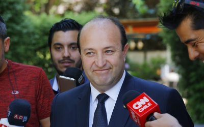 Niño símbolo en la corrupción